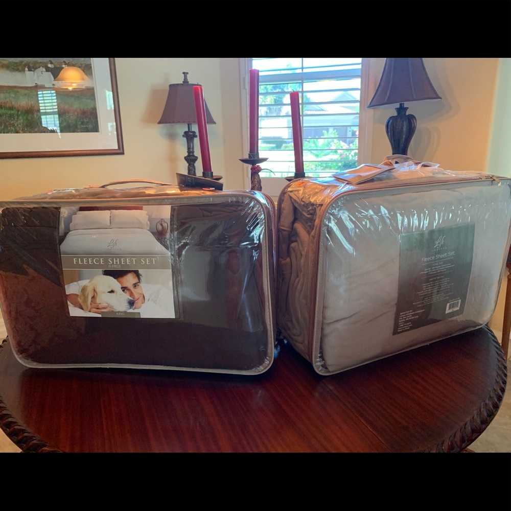 FLEECE Sheets! New in package, never opened.